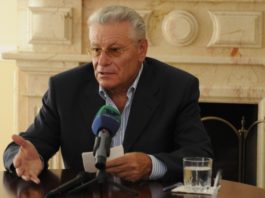 Fostul președinte Petru Lucinschi, audiat de procurori
