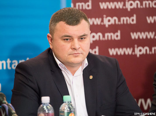 Novac se întreabă dacă Năstase, cu biografia sa, ar putea candida la primărie în Frankfurt