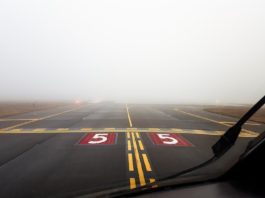 Chicu și alți oficiali moldoveni, blocați pe aeroportul din București