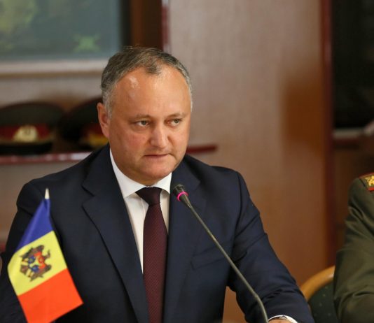 Igor Dodon: Avem suficiente locuri în spitale, iar din 3 aprilie va fi deschis și centrul de triere de la Moldexpo
