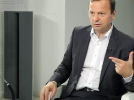 PAS acuzat de PPDA de faptul că a dat dovadă de imaturitate politică