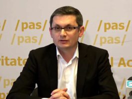 „Mâna dreaptă” a Maiei Sandu recunoaşte: I-am cerut lui Cobzac să se retragă, pentru a diminua riscurile