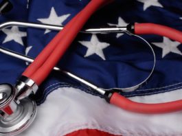 Trump a amenințat americanii fără poliță de asigurare, care sunt tratați de COVID-19, că vor primi nota de plată