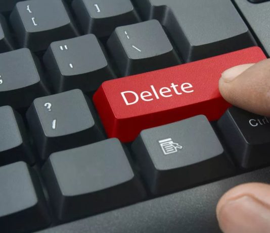 Dezamăgirea susținătorilor PAS. Internauții au descoperit că aceștia șterg comentariile incomode din Facebook
