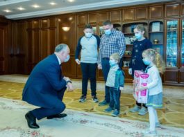 Șeful statului a lansat o campanie de colectare de fonduri pentru o familie din Chișinău