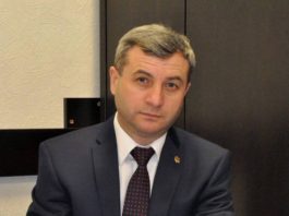 „Filmulețele de scurt metraj” cu Igor Dodon și Vlad Plahotniuc sunt fabricate la “Miami Pictures”, spune Corneliu Furculiță