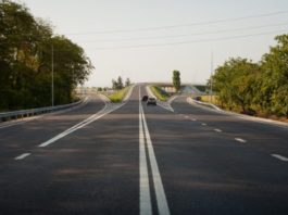 Mai mult de jumătate din lucrările proiectului ”Drumuri bune” au fost executate, spune premierul