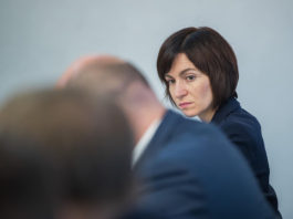 Timpul.md: Politicienii din România îi asociază pe Maia Sandu și PAS cu neomarxiștii