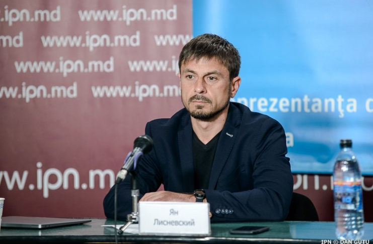 „Minciuna are picioare scurte”. Cum a anticipat sociologul Ian Lisnevschi criza din Guvernul Munteanu încă de la învestire