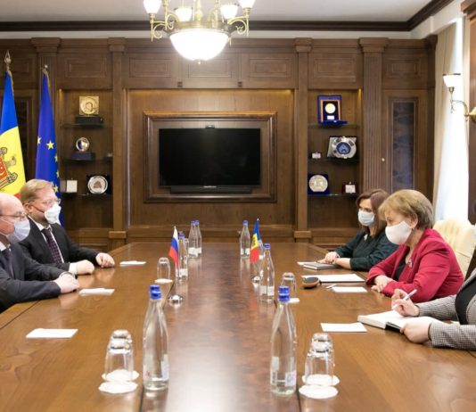 Greceanîi, după întrevederea cu Vasnețov: Am examinat posibilitatea producerii în Moldova a expres-testelor pentru COVID