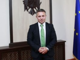 JURIST: Președintele Maia Sandu riscă dosar penal pentru uzurparea puterii în stat, dacă nu va respecta decizia CC