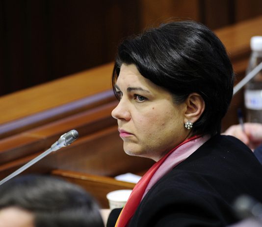 Gavrilița a ezitat să spună ce va face Guvernul PAS de 9 mai