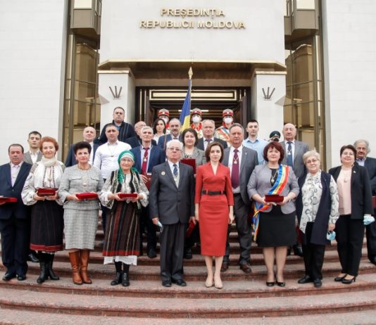 Președinta Maia Sandu a înmânat distincțiile de stat unor personalități de excepție