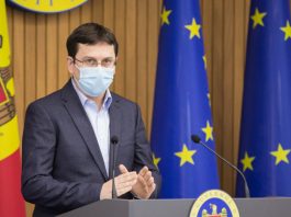 Ministrul muncii din Guvernul PAS consideră că moldovenii care primesc bani de peste hotare nu trebuie să beneficieze de ajutor social