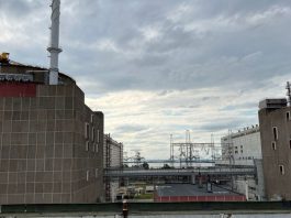 Au fost raportate explozii puternice în apropierea centralei nucleare Zaporojie