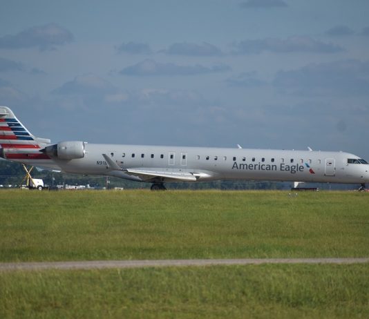 Angajata unui aeroport din Alabama a fost „înghițită” de motorul unui avion