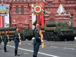 VIDEO// La Moscova are loc Parada Victoriei în Piața Roșie. Putin găzduiește evenimentul iar alături de el sunt șapte lideri ai țărilor CSI