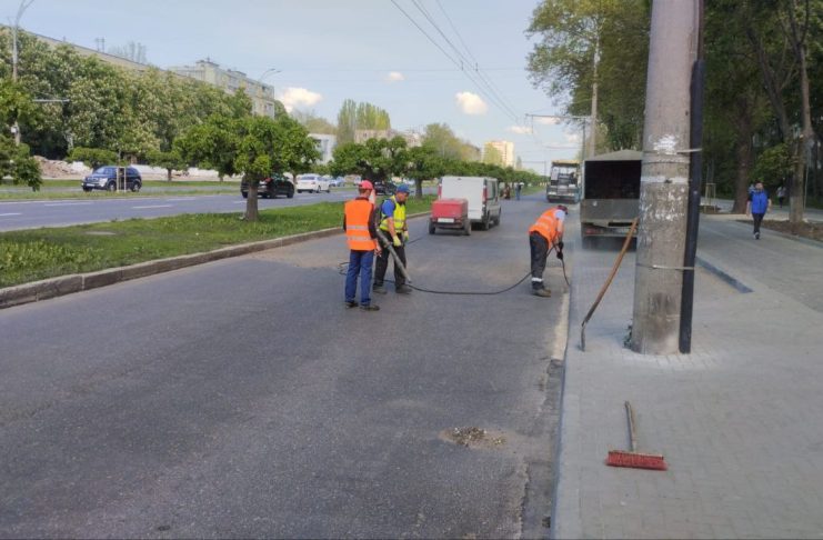 Șoseaua Muncești, reabilitată pe timp de noapte pentru a reduce impactul asupra traficului
