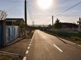 Bucurie în Pelinia: Oamenii sărbătoresc renovarea spectaculoasă a drumului