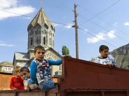 O criză a refugiaților se dezvoltă în Armenia