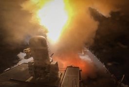 Rebelii houthi ar fi atact o navă de război americană