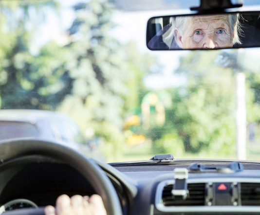 Femeia de 103 ani, trasă pe dreapta în Italia. Care a fost motivul