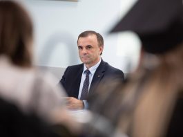 Tarlev: Optimizarea în educație duce la depopularea Moldovei