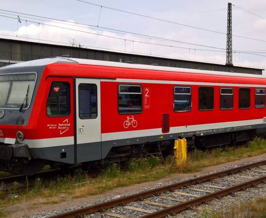 Cinci civili morți în urma bombardamentelor rusești în regiunile Harkov, Donețk și Herson