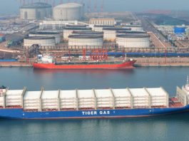 Sancțiunile SUA blochează 500.000 de tone de produse petroliere rusești pe mare