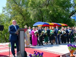 „Bălți este casa noastră comună, un loc al puterii, tradițiilor și căldurii umane” — primarul Alexandr Petkov a felicitat locuitorii orașului cu ocazia Hramului și a mulțumit numeroșilor oaspeți