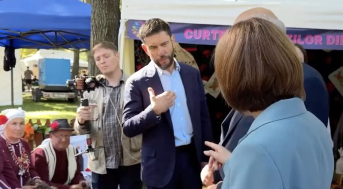 Replici tensionate între Sandu și adjunctul lui Gutul: „Voi îi folosiți pe acești oameni”