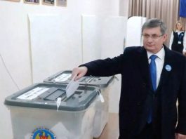LIVE// Exercitarea votului de către Președintele Parlamentului Republicii Moldova, Igor Grosu
