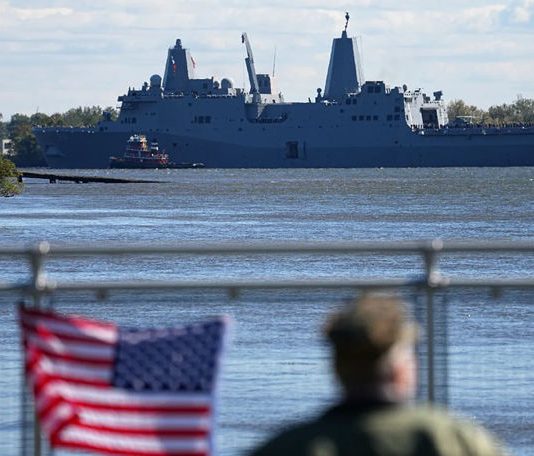 O navă de traficanţi de droguri lovită în Pacific de forţele americane