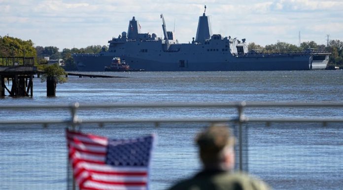 O navă de traficanţi de droguri lovită în Pacific de forţele americane