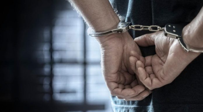 Condamnare pentru corupție: Ofițer de poliție din capitală încarcerat