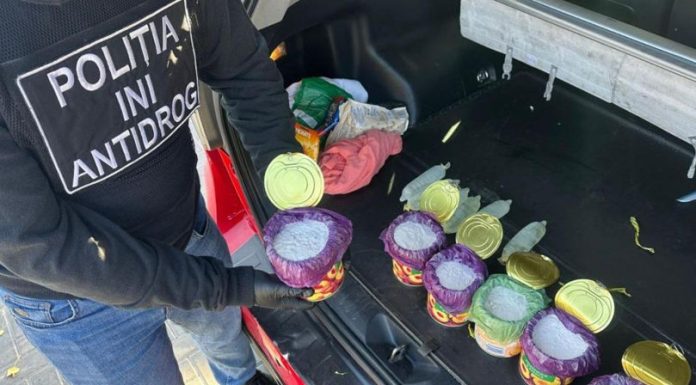 Rețea de distribuție în scop comercial demontată: Droguri vândute prin Telegram