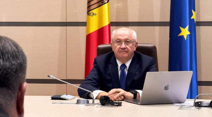 Cetățenii cer Guvernului Munteanu angajamente ferme în fața publicului