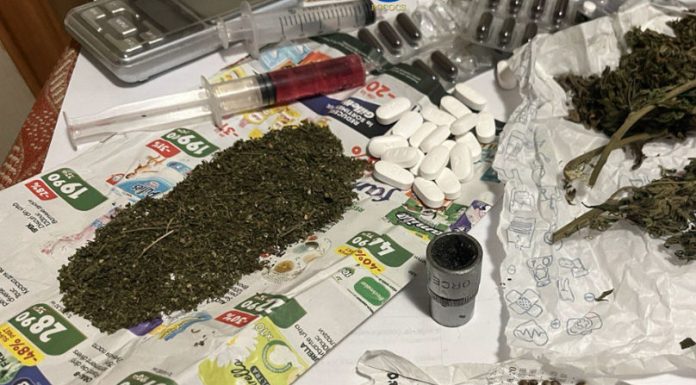 Rețea de droguri destructurată în sudul țării: Doi bărbați din Cahul și Comrat, reținuți de poliție