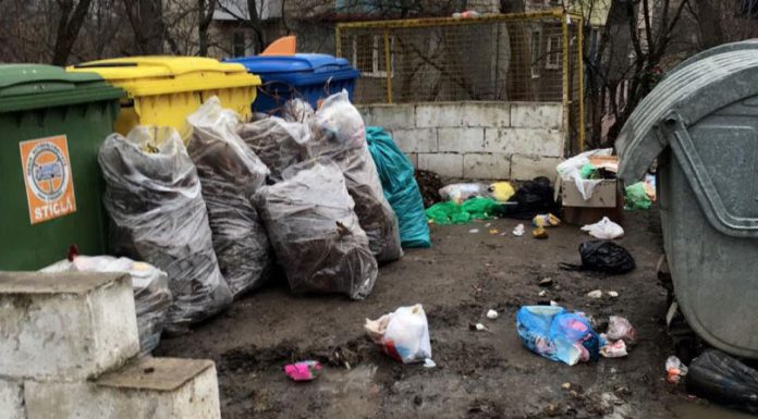 Strada Chimiștilor din Durlești, sufocată de deșeuri: locuitorii cer soluții rapide