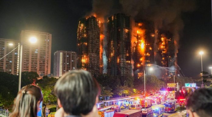 Incendiu catastrofal la Tai Po — 44 de morți, sute de dispăruți după dezastru în blocuri rezidențiale