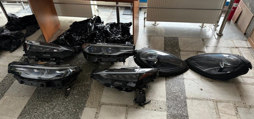 0bd87d941e7aa8fcf2ea60accd4d9996