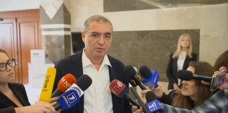 Renato Usatîi: Statul ar trebui să preia în mod transparent activele companiei Lukoil-Moldova pentru a permite controlul asupra prețurilor la combustibil și a evita înțelegerile de cartel!
