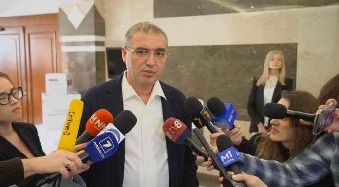 Renato Usatîi: Statul ar trebui să preia în mod transparent activele companiei Lukoil-Moldova pentru a permite controlul asupra prețurilor la combustibil și a evita înțelegerile de cartel!