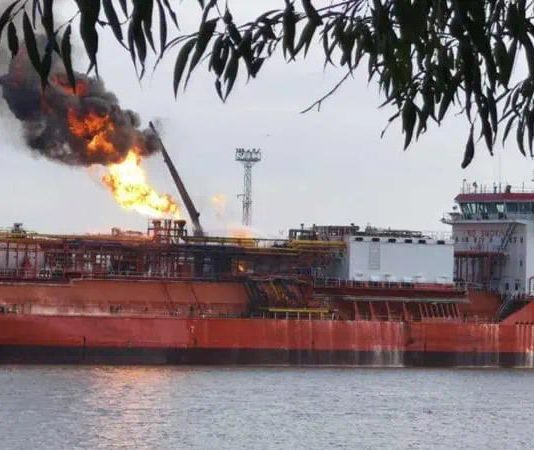 Rușii au atacat o navă cu GPL lângă Ismail; localitatea Plauru din România, evacuată