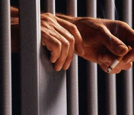 CEDO: Estoniei i‑a fost încălcat dreptul la autonomie în închisori prin interzicerea fumatului