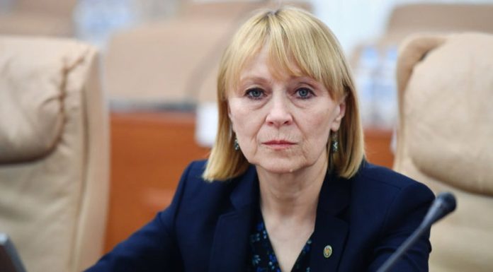 Fosta ministră a Sănătăţii acuză: „Lupta cu corupţia e doar o lozincă”