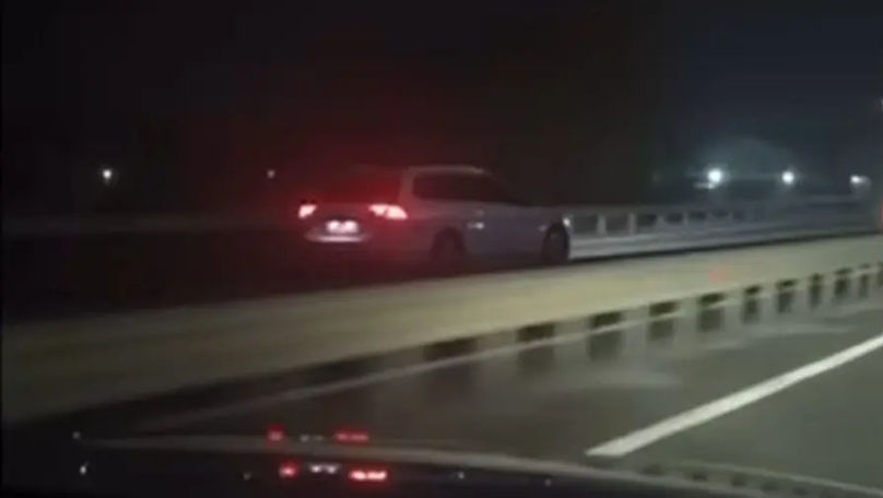 3a00ed3d515deecf198ed0646ef2098b