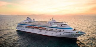 Sute de turiști ruși blocați pe croazieră în Turcia după ce Istanbul le-a refuzat acostarea