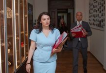 Ședința de judecată privind limitarea activității Partidul Moldova Mare, întreruptă din nou