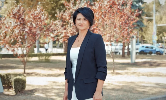 Stela Onuțu renunță la mandatul de deputat pentru a rămâne primar al orașului Glodeni: „Este nevoie să fii acolo unde oamenii cred în tine!”